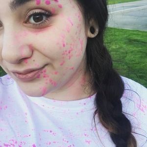 Meet your Posher, Halie